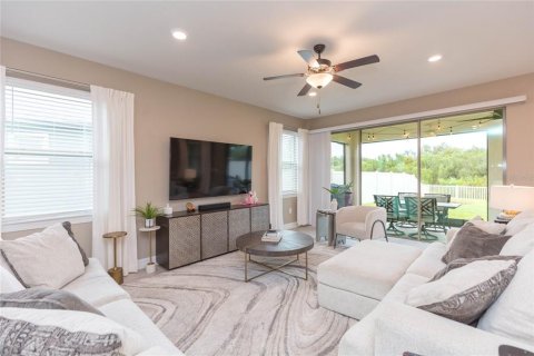 Villa ou maison à vendre à Wesley Chapel, Floride: 4 chambres, 271.46 m2 № 2337300 - photo 10