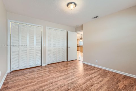 House in Palm Beach Gardens, Florida 3 bedrooms, 151.62 sq.m. № 1763019 - photo 17