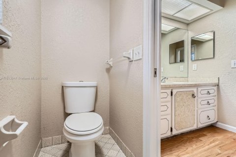 House in Palm Beach Gardens, Florida 3 bedrooms, 151.62 sq.m. № 1763019 - photo 15