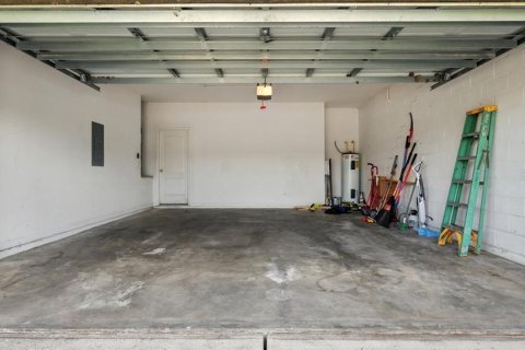 House in Sanford, Florida 3 bedrooms, 162.67 sq.m. № 1885396 - photo 23