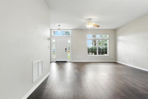 House in Sanford, Florida 3 bedrooms, 162.67 sq.m. № 1885396 - photo 5