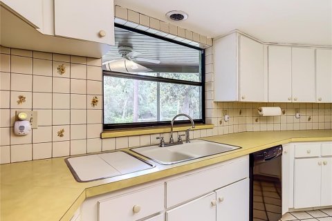 Купить виллу или дом в Нью-Порт-Ричи, Флорида 5 комнат, 174.93м2, № 2156845 - фото 13