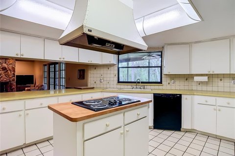 Купить виллу или дом в Нью-Порт-Ричи, Флорида 5 комнат, 174.93м2, № 2156845 - фото 16