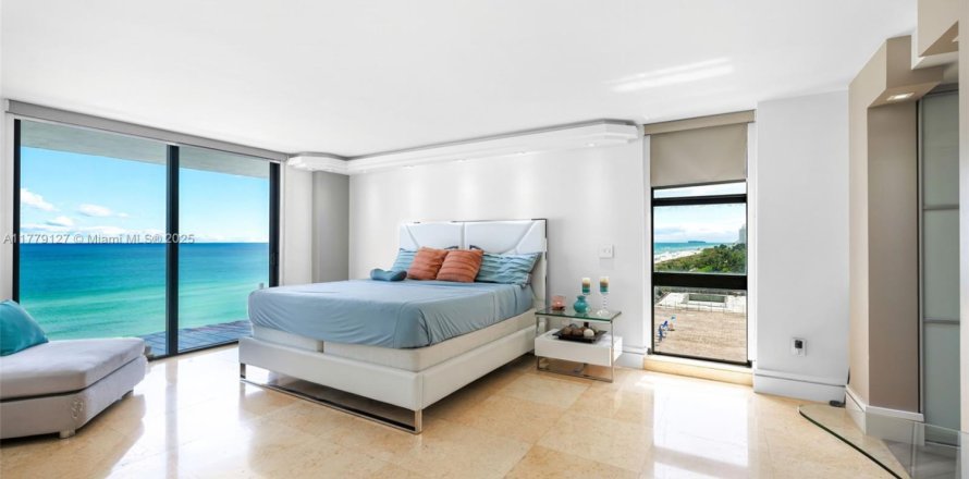 Condo à Miami Beach, Floride, 2 chambres  № 1713311
