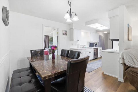 House in Beverly Hills, Florida 3 bedrooms, 124.4 sq.m. № 2211686 - photo 7