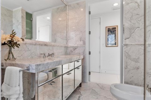 Снять в аренду кондоминиум в Санни-Айлс-Бич, Флорида 2 спальни, 136.1м2, № 2034426 - фото 22