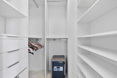 Снять в аренду кондоминиум в Санни-Айлс-Бич, Флорида 2 спальни, 136.1м2, № 2034426 - фото 19