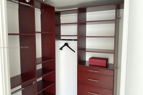 Copropriété à vendre à Sunny Isles Beach, Floride: 3 chambres, 138.61 m2 № 1861452 - photo 10