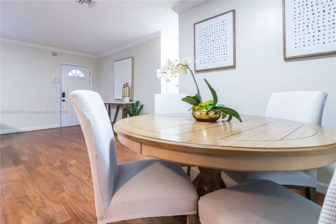 Casa en venta en Miramar, Florida, 2 dormitorios, 89.65 m2 № 2034882 - foto 8