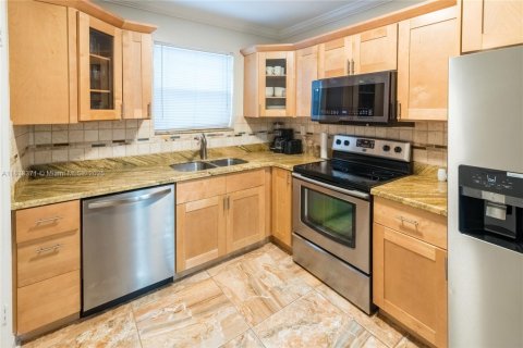 Casa en venta en Miramar, Florida, 2 dormitorios, 89.65 m2 № 2034882 - foto 20