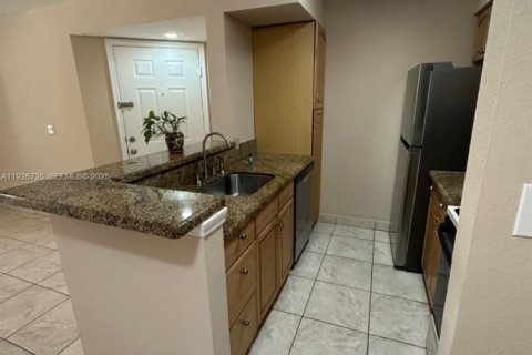 Купить кондоминиум в Дейви, Флорида 1 спальня, 74.79м2, № 1986602 - фото 4