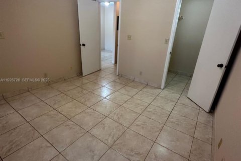 Купить кондоминиум в Дейви, Флорида 1 спальня, 74.79м2, № 1986602 - фото 10