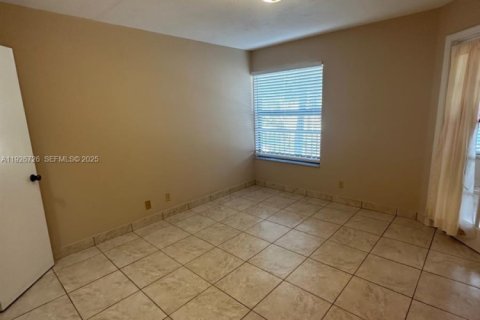 Купить кондоминиум в Дейви, Флорида 1 спальня, 74.79м2, № 1986602 - фото 7