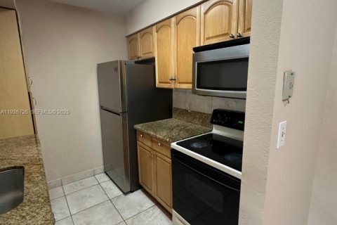 Купить кондоминиум в Дейви, Флорида 1 спальня, 74.79м2, № 1986602 - фото 5