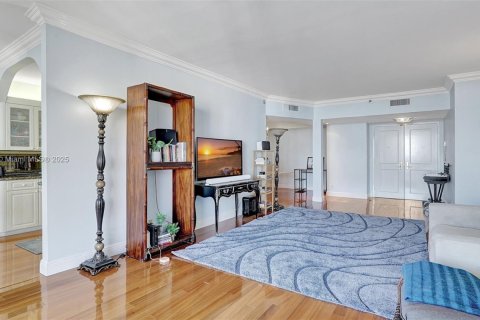 Condominio en venta en Aventura, Florida, 2 dormitorios, 144.93 m2 № 1710145 - foto 4