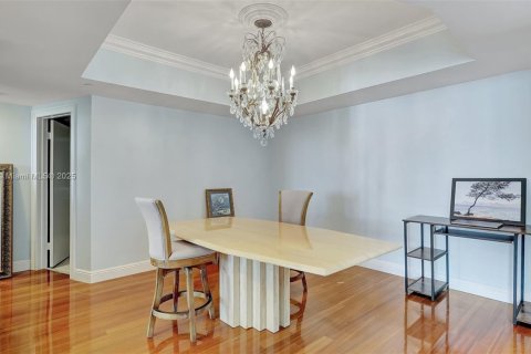 Condominio en venta en Aventura, Florida, 2 dormitorios, 144.93 m2 № 1710145 - foto 11
