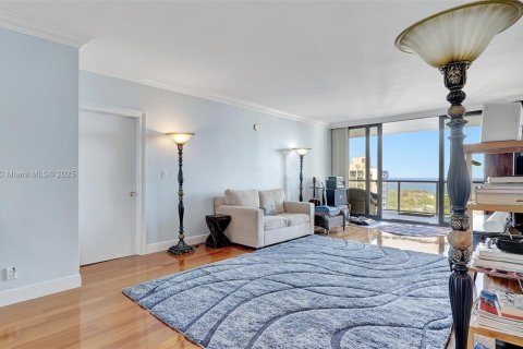 Condominio en venta en Aventura, Florida, 2 dormitorios, 144.93 m2 № 1710145 - foto 3