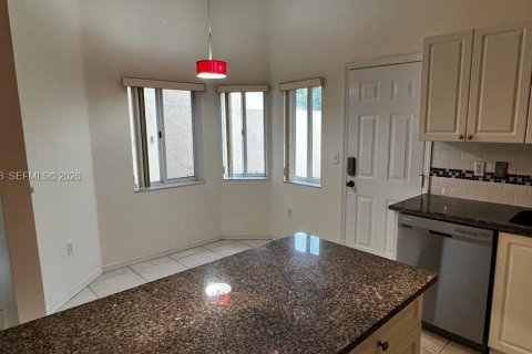 Townhouse in Homestead, Florida 3 bedrooms, 155.15 sq.m. № 2172970 - photo 3