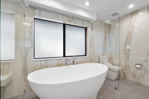 Villa ou maison à vendre à Fort Lauderdale, Floride: 5 chambres, 374.95 m2 № 2147370 - photo 17