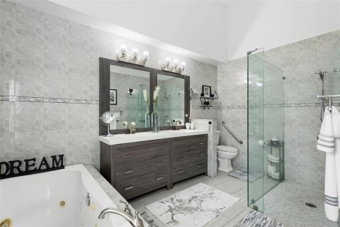 Casa en venta en Orlando, Florida, 4 dormitorios, 187.11 m2 № 1913314 - foto 24