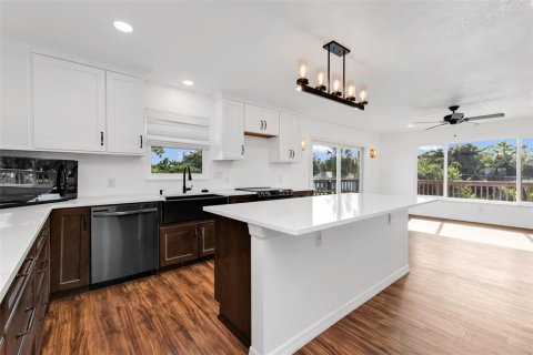 Villa ou maison à vendre à Punta Gorda, Floride: 3 chambres, 208.1 m2 № 2197111 - photo 8
