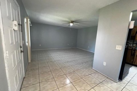 Condominio en alquiler en Orlando, Florida, 2 dormitorios, 88.54 m2 № 1881326 - foto 20