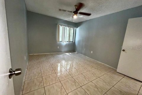 Condominio en alquiler en Orlando, Florida, 2 dormitorios, 88.54 m2 № 1881326 - foto 18