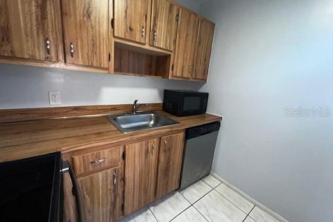 Condominio en alquiler en Orlando, Florida, 2 dormitorios, 88.54 m2 № 1881326 - foto 22