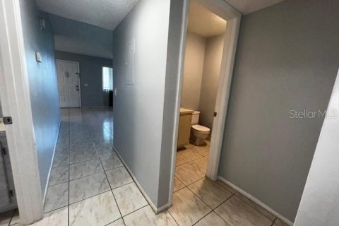 Condominio en alquiler en Orlando, Florida, 2 dormitorios, 88.54 m2 № 1881326 - foto 13