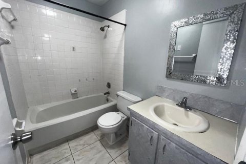 Condominio en alquiler en Orlando, Florida, 2 dormitorios, 88.54 m2 № 1881326 - foto 15