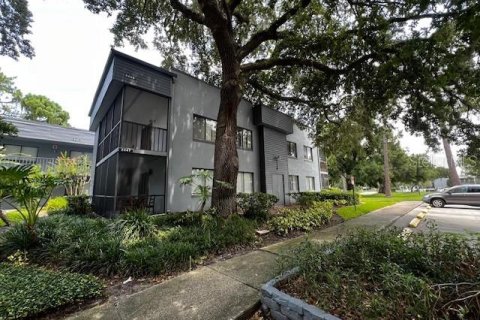 Condominio en alquiler en Orlando, Florida, 2 dormitorios, 88.54 m2 № 1881326 - foto 1