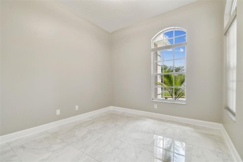 Casa en venta en Lutz, Florida, 4 dormitorios, 346.53 m2 № 1782623 - foto 15