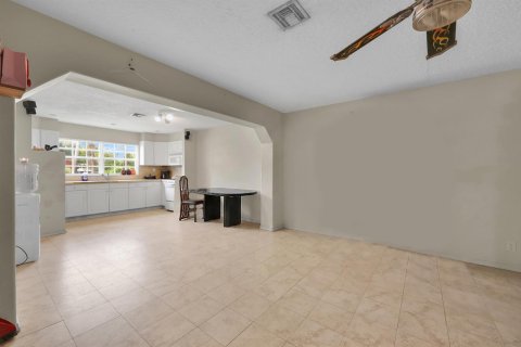 Villa ou maison à vendre à Loxahatchee Groves, Floride: 5 chambres, 206.89 m2 № 2260068 - photo 22
