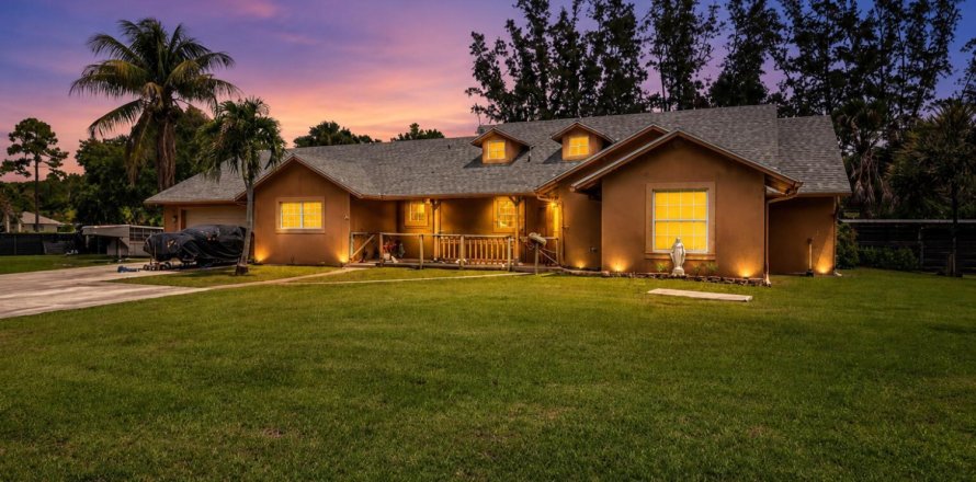 Villa ou maison à Loxahatchee Groves, Floride 5 chambres, 206.89 m2 № 2260068