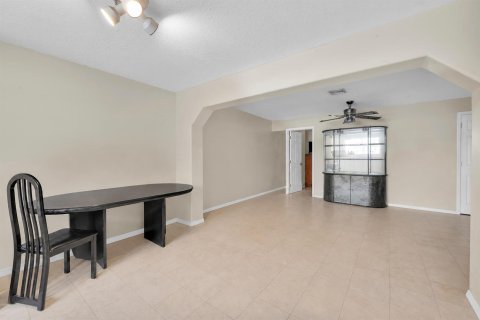 Villa ou maison à vendre à Loxahatchee Groves, Floride: 5 chambres, 206.89 m2 № 2260068 - photo 26