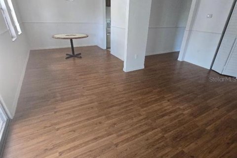 Copropriété à louer à Pinellas Park, Floride: 2 chambres, 86.4 m2 № 2323099 - photo 11