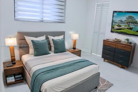 House in West Park, Florida 3 bedrooms, 157.93 sq.m. № 1975970 - photo 7