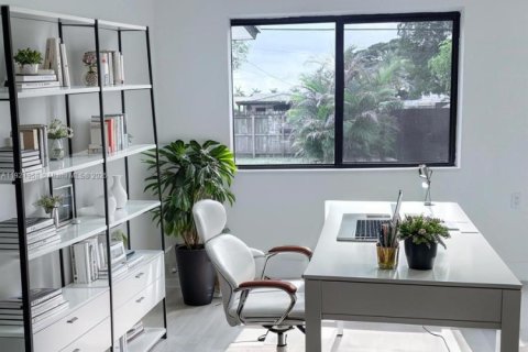 House in West Park, Florida 3 bedrooms, 157.93 sq.m. № 1975970 - photo 6