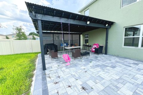 Casa en venta en Zellwood, Florida, 5 dormitorios, 222.78 m2 № 1919346 - foto 2