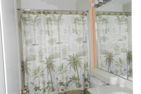 Villa ou maison à vendre à West Palm Beach, Floride: 2 chambres, 194.44 m2 № 2077521 - photo 30