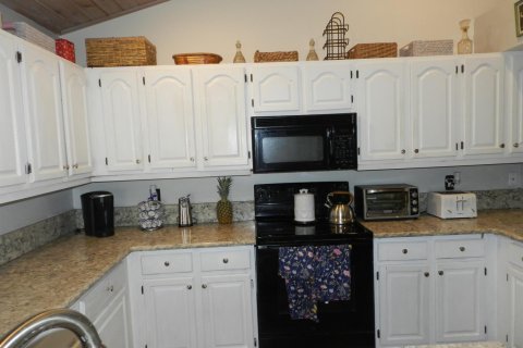 Villa ou maison à vendre à West Palm Beach, Floride: 2 chambres, 194.44 m2 № 2077521 - photo 24