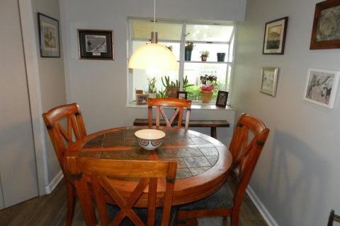 Villa ou maison à vendre à West Palm Beach, Floride: 2 chambres, 194.44 m2 № 2077521 - photo 28