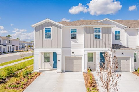 Townhouse in Kissimmee, Florida 3 bedrooms, 171.22 sq.m. № 1637212 - photo 25