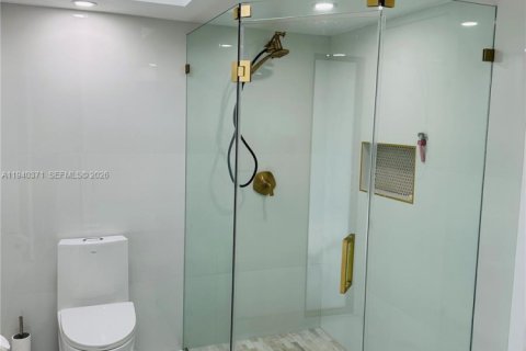 House in Homestead, Florida 3 bedrooms, 213.77 sq.m. № 1997967 - photo 13