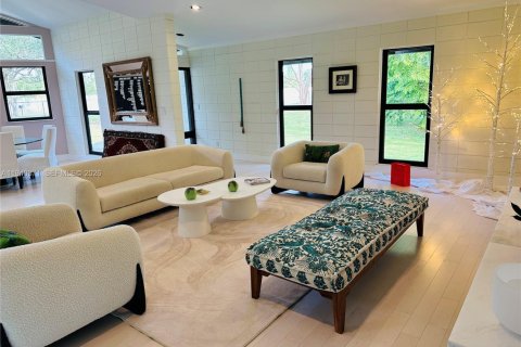 House in Homestead, Florida 3 bedrooms, 213.77 sq.m. № 1997967 - photo 4