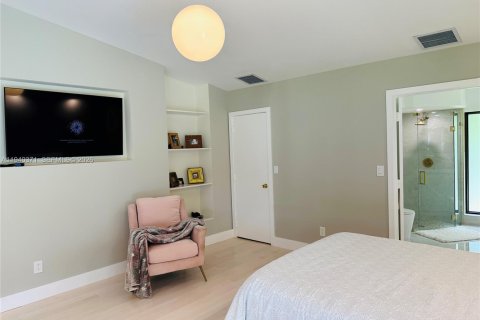 House in Homestead, Florida 3 bedrooms, 213.77 sq.m. № 1997967 - photo 8