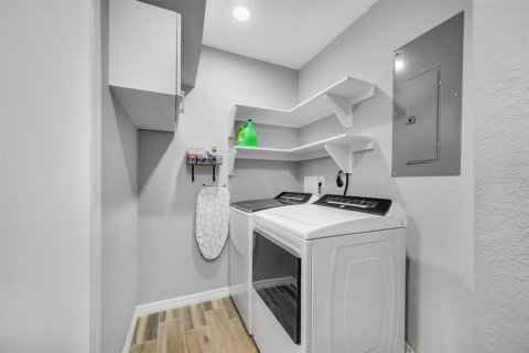 Casa en alquiler en Clearwater, Florida, 4 dormitorios, 134.43 m2 № 1658280 - foto 26