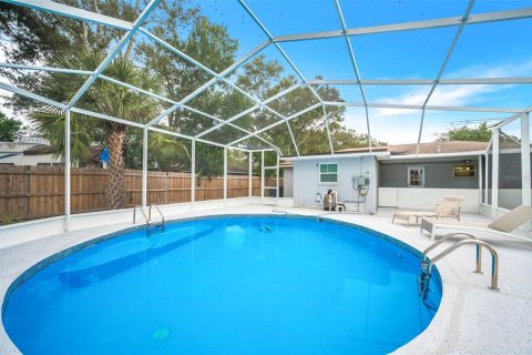 Casa en alquiler en Clearwater, Florida, 4 dormitorios, 134.43 m2 № 1658280 - foto 5
