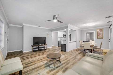 Casa en alquiler en Clearwater, Florida, 4 dormitorios, 134.43 m2 № 1658280 - foto 17