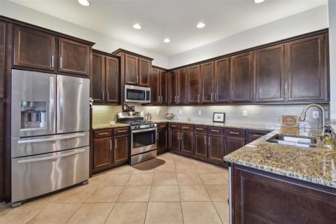 Casa en venta en Wesley Chapel, Florida, 5 dormitorios, 314.1 m2 № 1843491 - foto 15